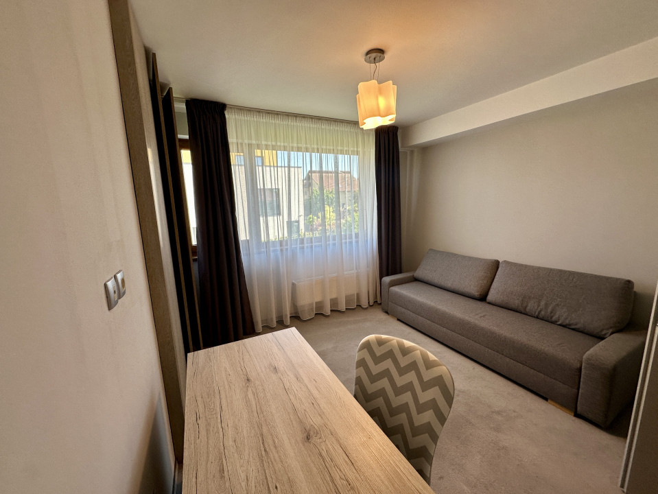 Apartament Ultrafinisat cu 3 camere în Andrei M. aproape de Transylvania College