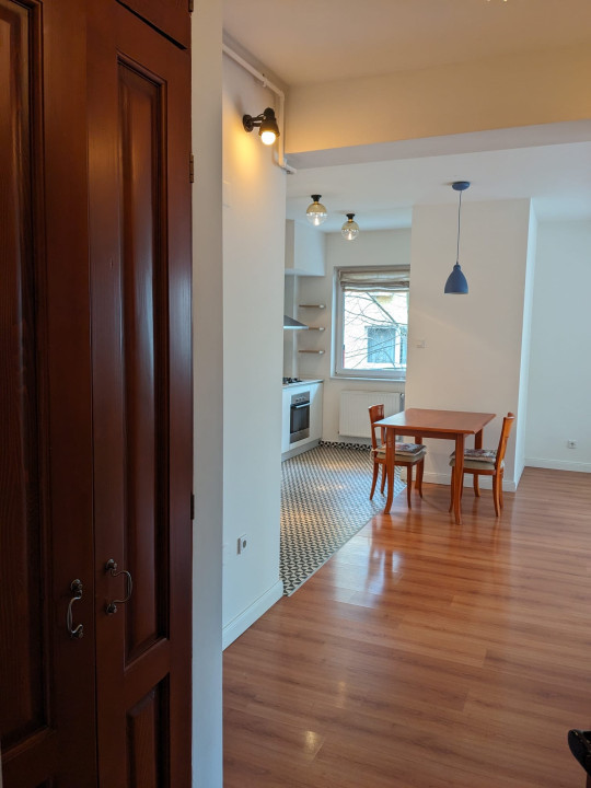 Apartament cu 2 camere de închiriat în Bună Ziua
