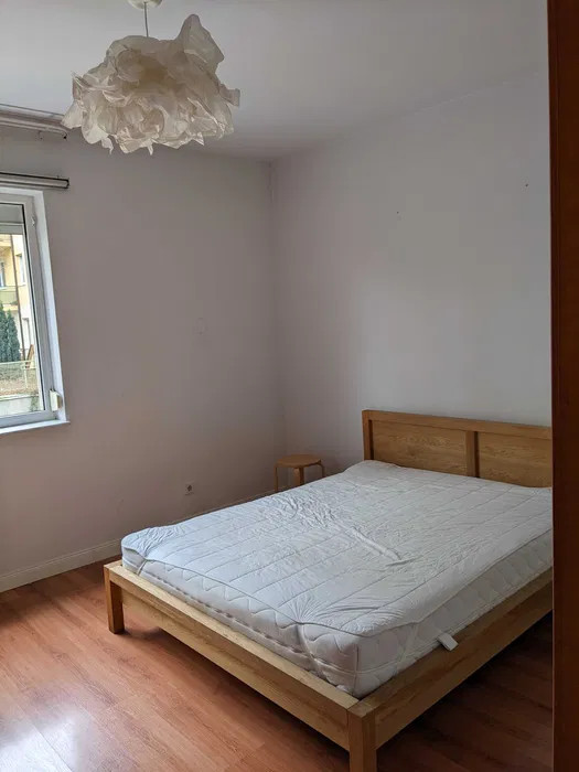 Apartament cu 2 camere de închiriat în Bună Ziua