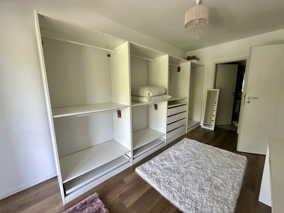 Apartament spațios, 3 camere, 2 băi, aproape de Iulius Mall