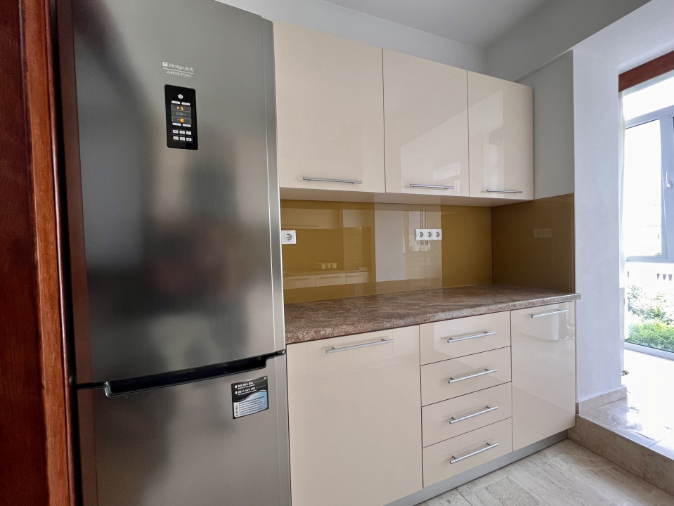 Apartament de inchiriat, Mărăști, Vision, parcare, 1 iulie 