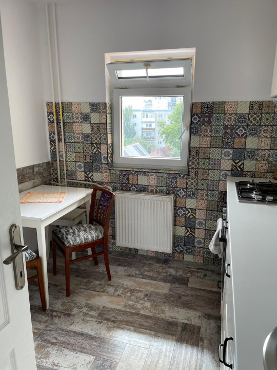 Apartament cu 2 camere, renovat, zona Institutului de Chimie