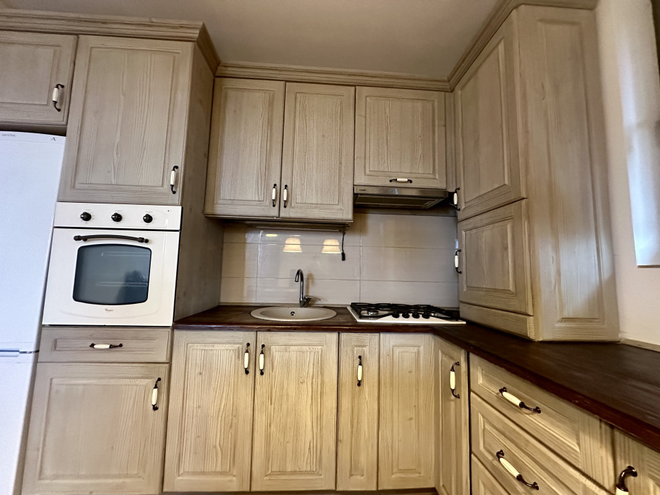 Apartament modern cu curte de 110mp, 2 camere, Europa, zona Eugen Ionesco