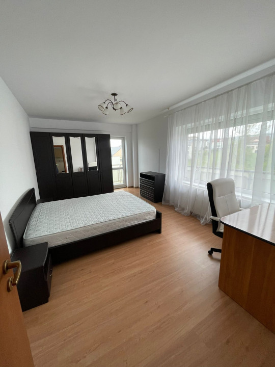 Apartament cu 3 camere zona Calea Turzii