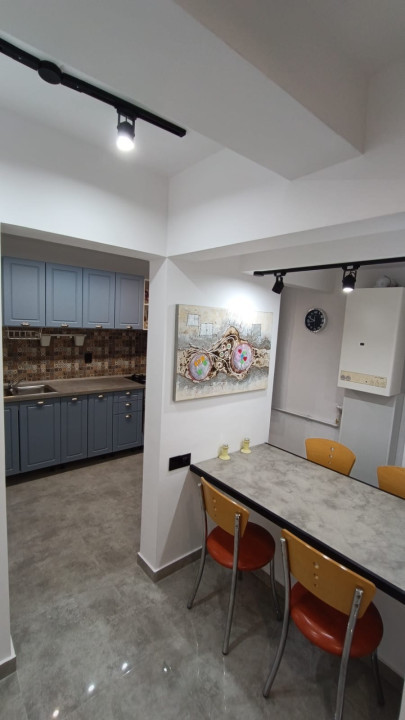 Apartament decomandat, 2 camere, zona FSEGA, Iulius Mall