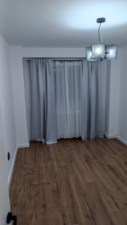 Apartament decomandat, 2 camere, zona FSEGA, Iulius Mall