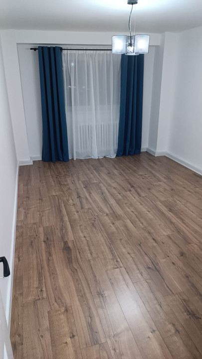 Apartament decomandat, 2 camere, zona FSEGA, Iulius Mall