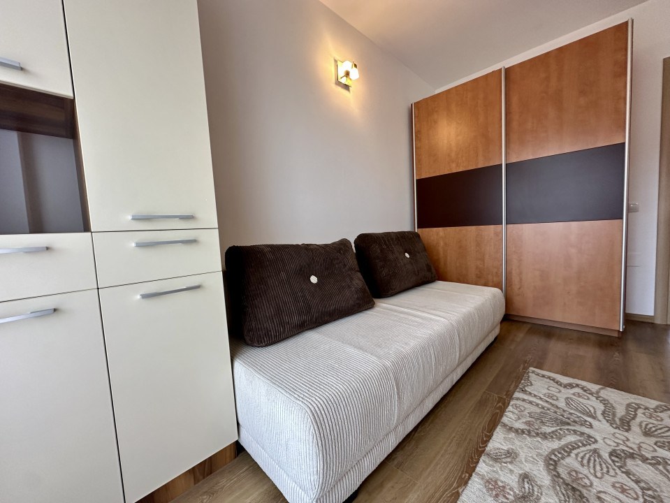 Apartament de 3 camere, panoramă superbă si terasa de 59mp
