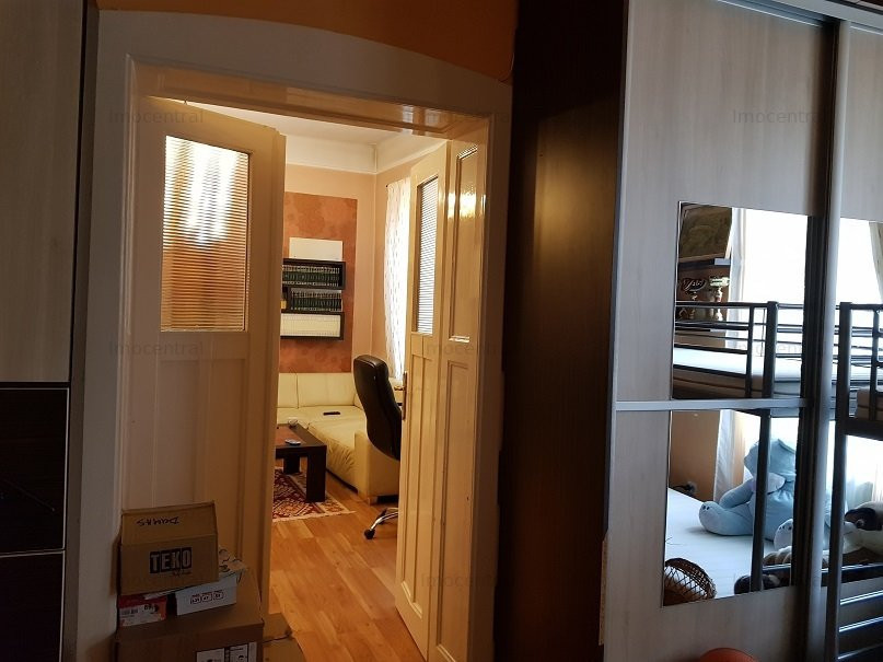 67 mp, Apartament la casa, zona centrala
