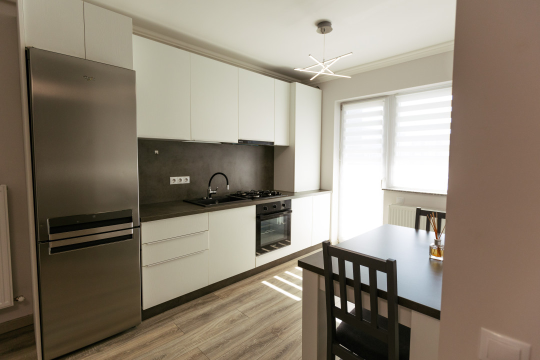Apartament zona VIVO, finisat și mobilat, comision 0%