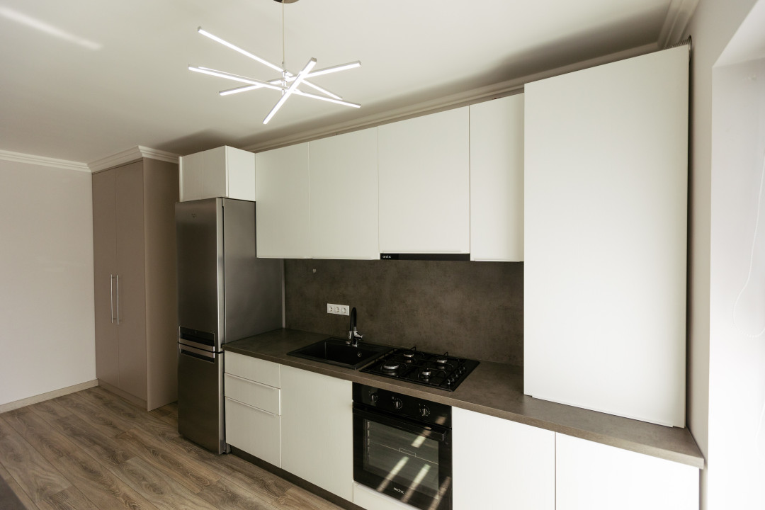 Apartament zona VIVO, finisat și mobilat, comision 0%