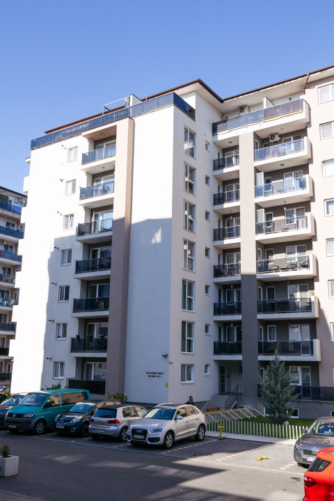 Apartament zona VIVO, finisat și mobilat, comision 0%