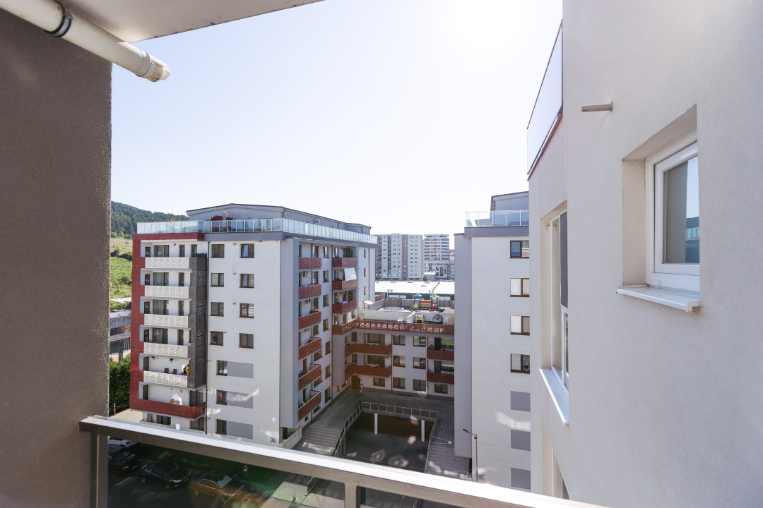 Apartament zona VIVO, finisat și mobilat, comision 0%