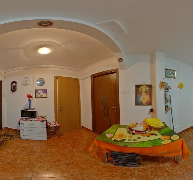Apartament cu 3 camere, zona linistita si parcuri