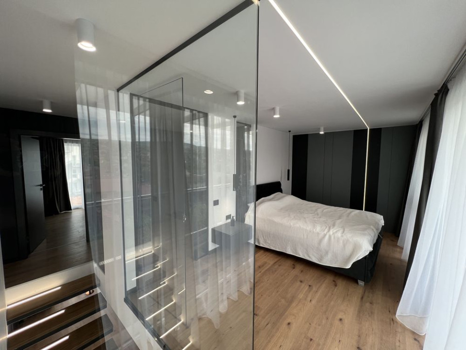 Penthouse ultrafinisat cu priveliște și terase de 58mp