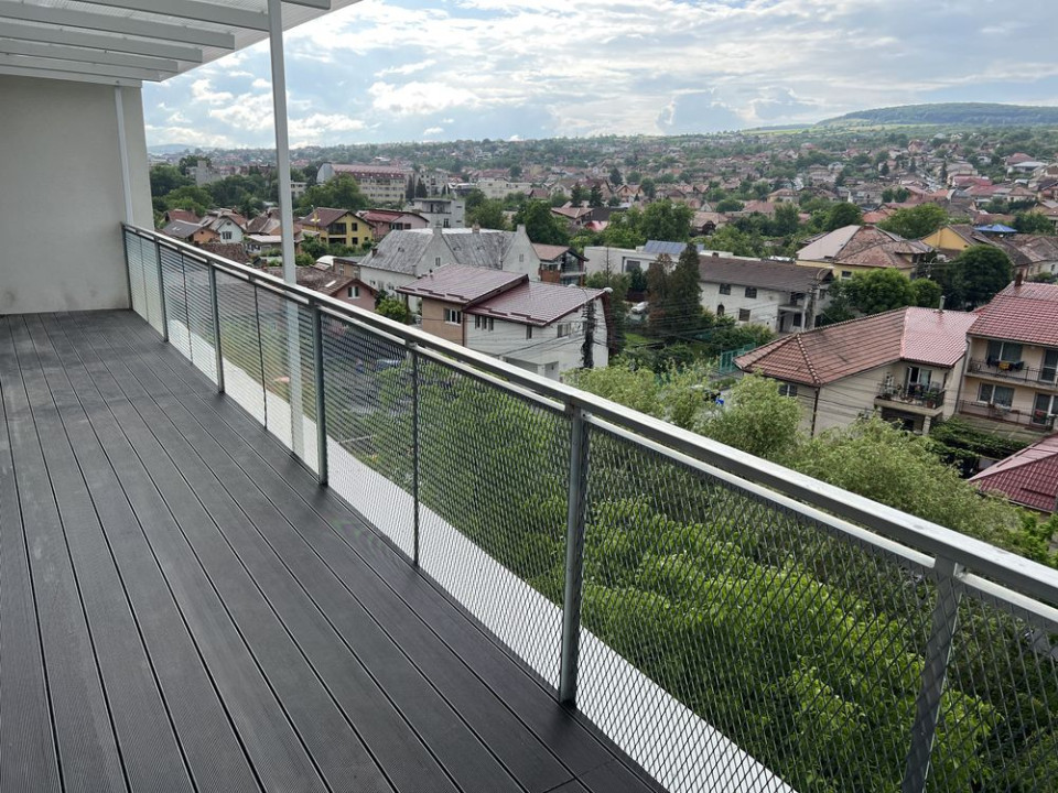 Penthouse ultrafinisat cu priveliște și terase de 58mp