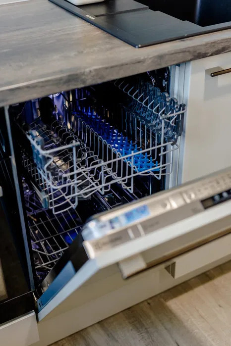 Apartament 2 camere decomandate lângă iulius Mall si FSEGA