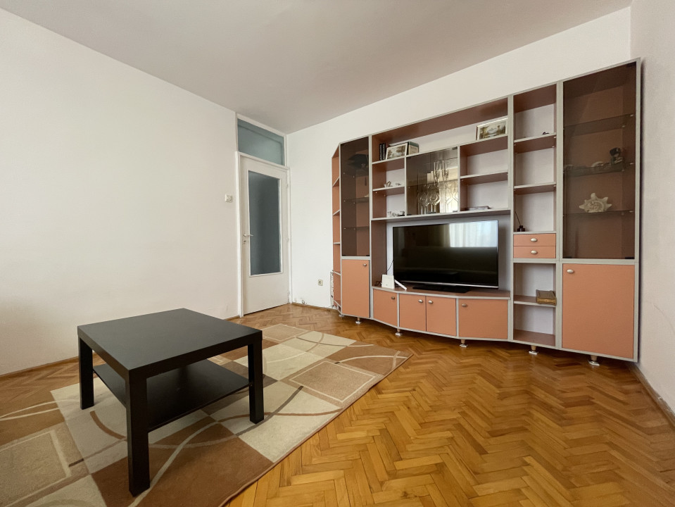 Apartament 3 camere decomandat pe Observatorului