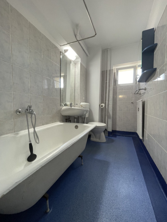 Apartament 3 camere decomandat pe Observatorului