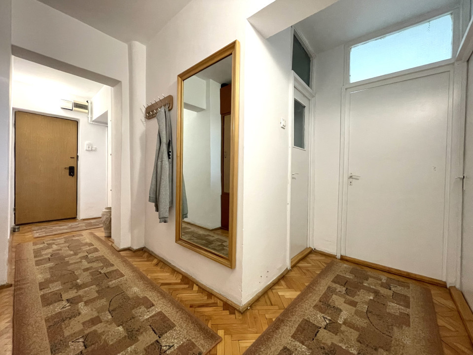 Apartament 3 camere decomandat pe Observatorului