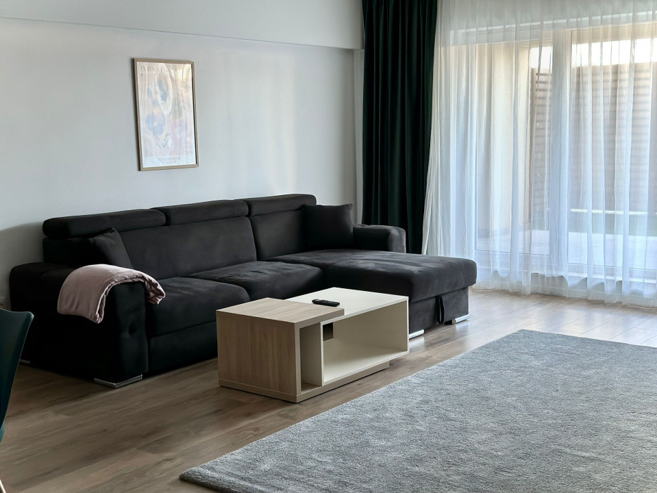 Apartament deosebit cu gradina, în Viva City 