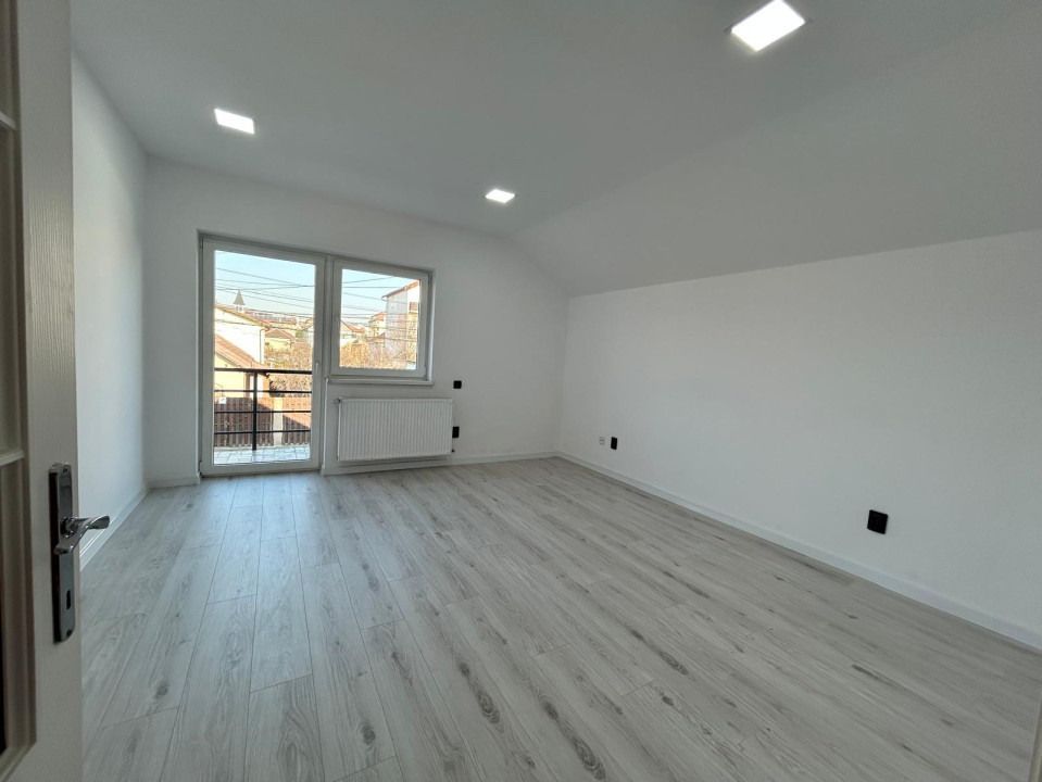Casă renovată 6 camere + curte lângă Iulius Mall