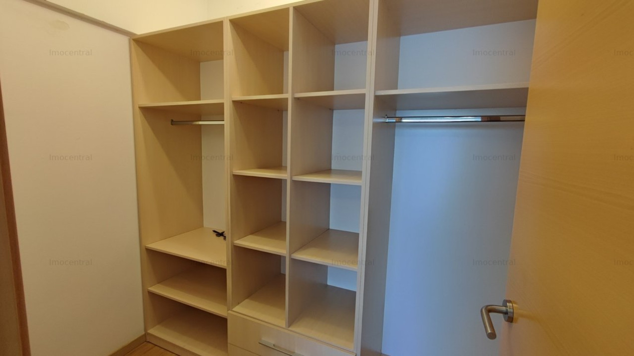 Apartament modern,  suprafata foarte generoasa