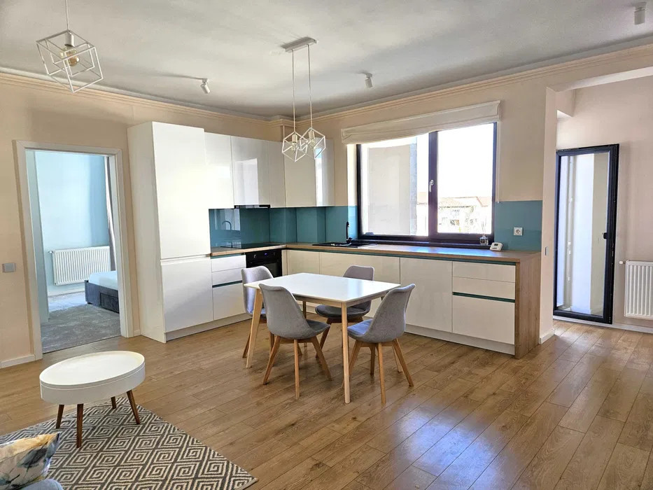 Apartament modern, 3 camere, Buna Ziua, zona Grand Hotel