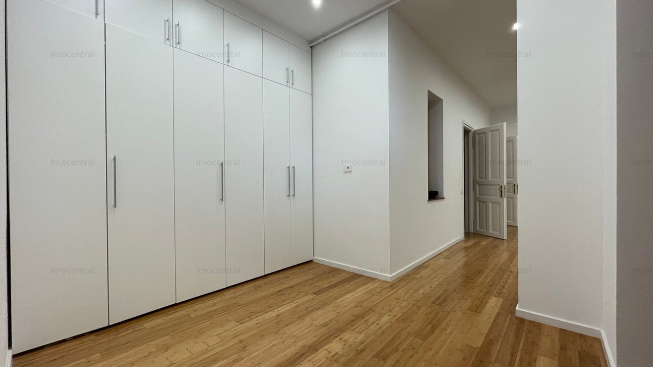 Birou 150mp renovat ultrafininsat pe strada Horea