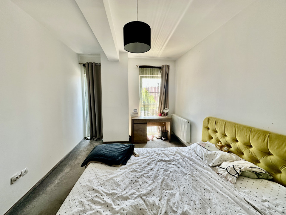 Apartament spațios, cu chiriași preluați, balcon și parcare – bloc din 2020