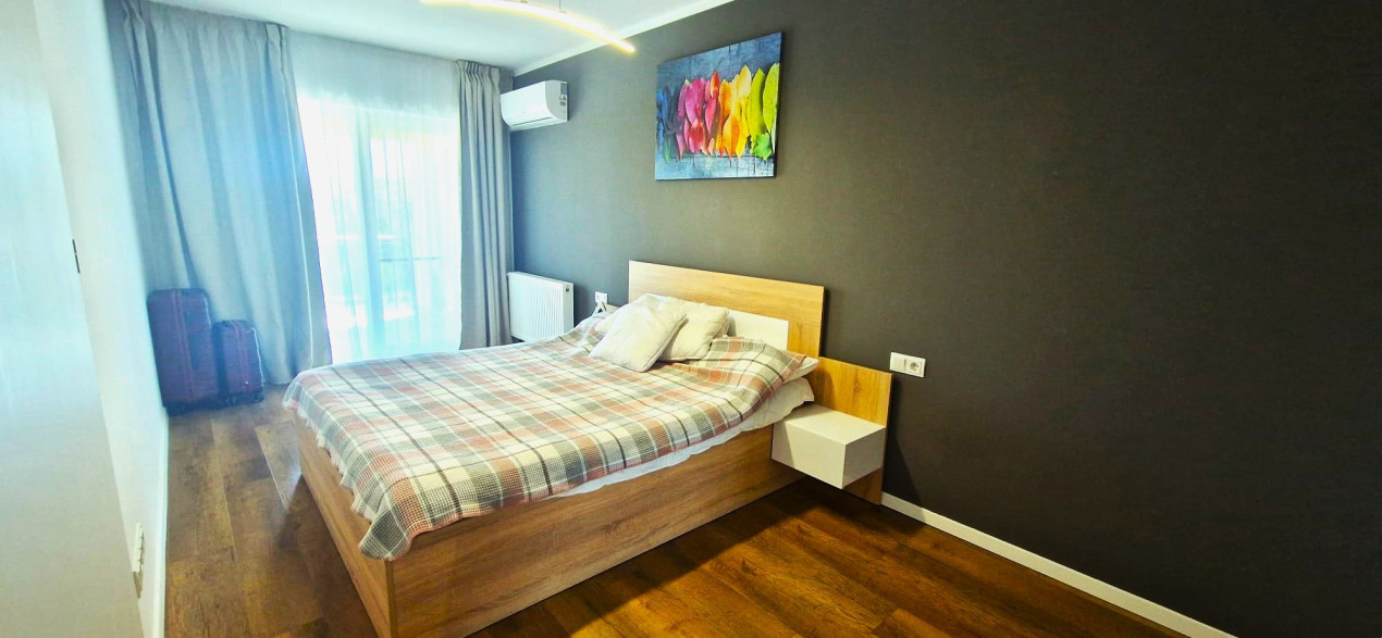 Apartament spatios, mobilat si utilat modern, in Viva City