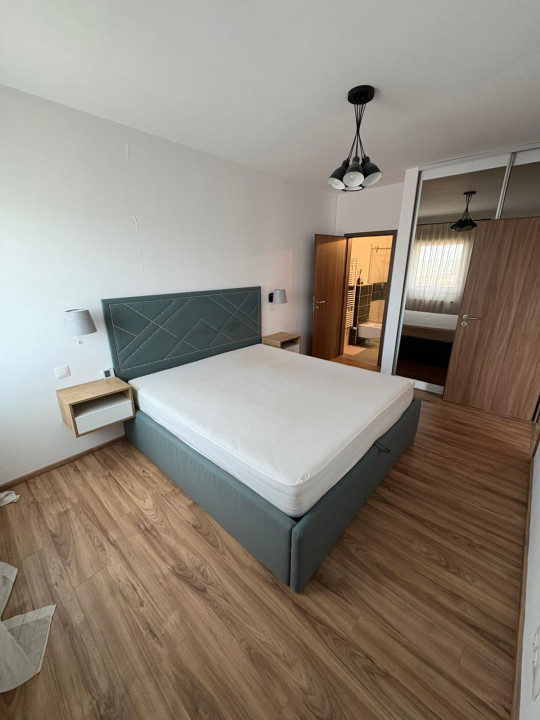 Apartament 3 camere decomandat – 75 mp + balcon 12 mp – prima închiriere
