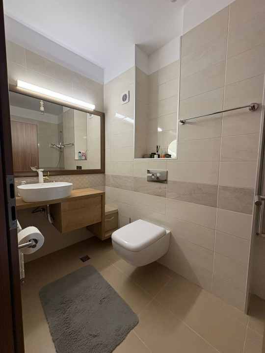 Apartament 3 camere decomandat – 75 mp + balcon 12 mp – prima închiriere