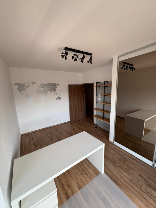 Apartament 3 camere decomandat – 75 mp + balcon 12 mp – prima închiriere