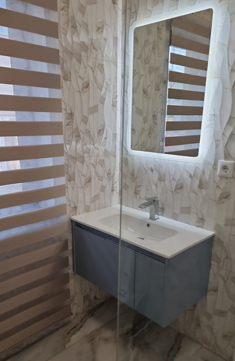 Casa noua finisata, utilata si mobilata in Dezmir pentru inchiriat