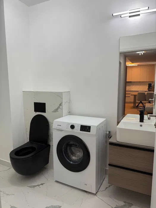 Apartament modern cu 2 camere + birou și 2 băi – 73 mp utili, lux, parcare 