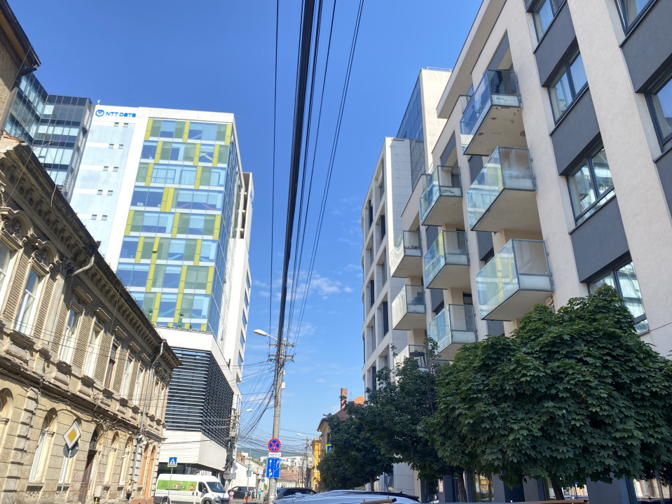 Inchiriere apartament modern, bloc nou, parcare - Zona Centrala