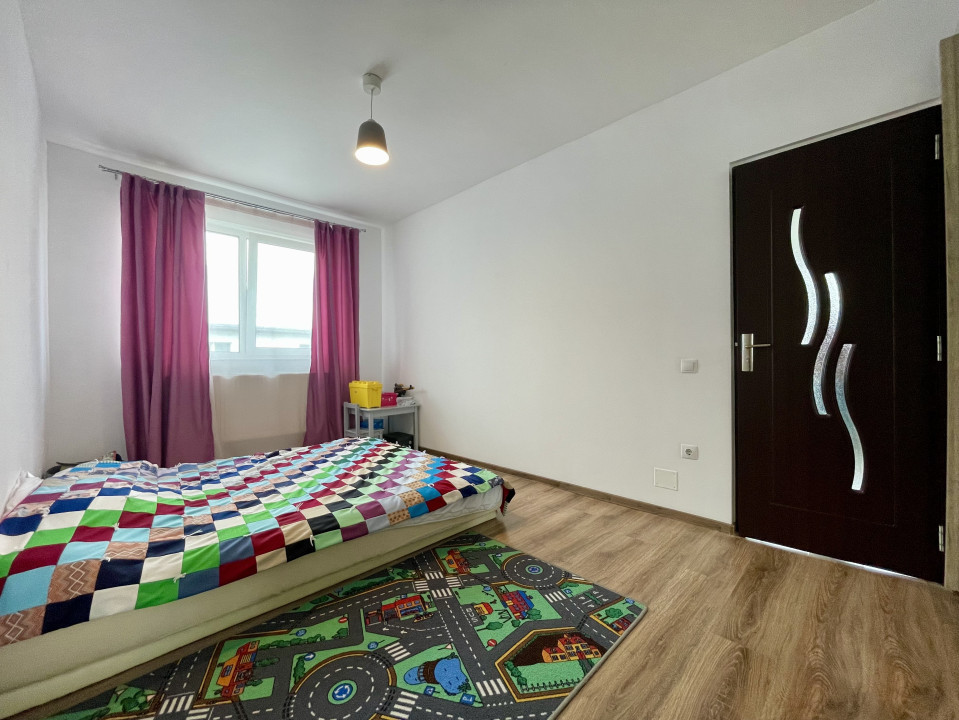 Comision 0%! 66mp, 3 camere, 2 băi, balcon 12mp, lift și parcare