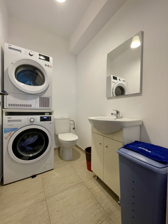 Comision 0%! 66mp, 3 camere, 2 băi, balcon 12mp, lift și parcare
