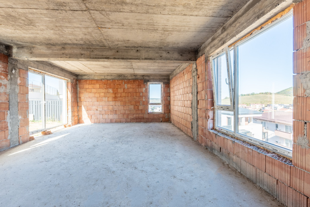 COMISION 0% -Duplex modern cu terasă și curte – Florești, zona Cetății