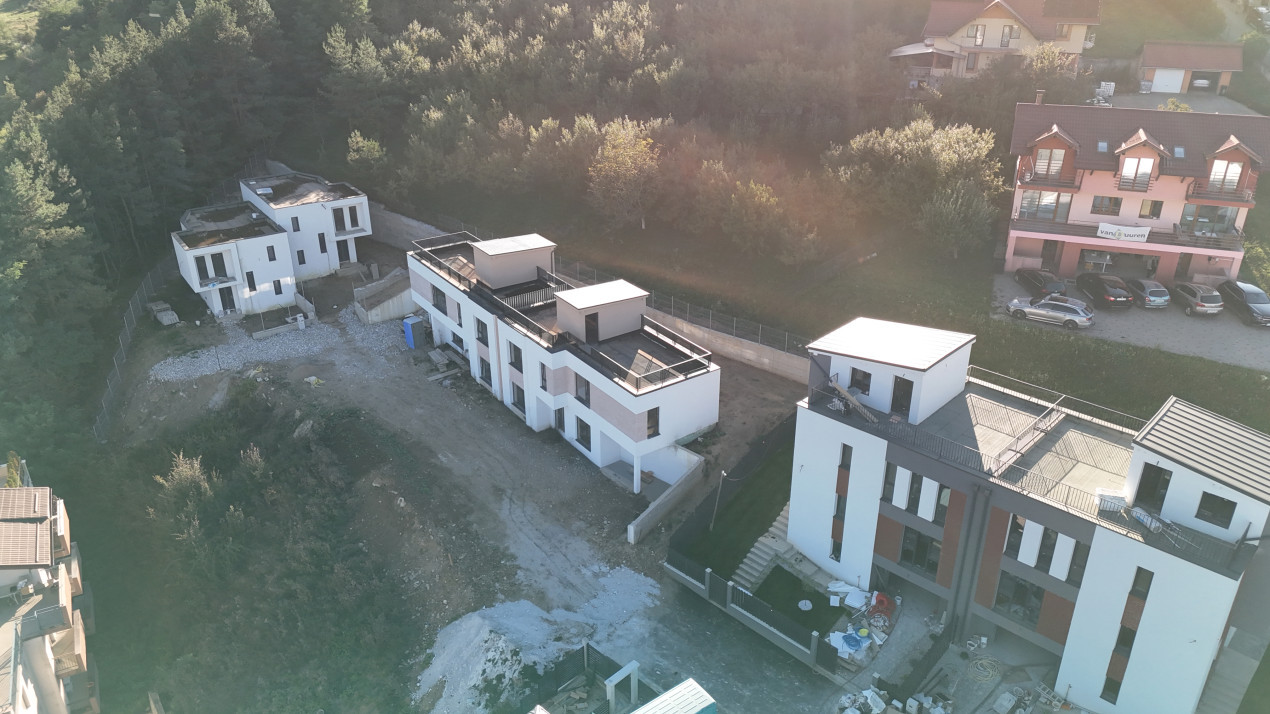 COMISION 0% -Duplex modern cu terasă și curte – Florești, zona Cetății
