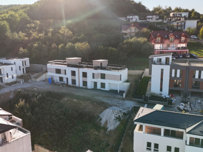 COMISION 0% -Duplex modern cu terasă și curte – Florești, zona Cetății