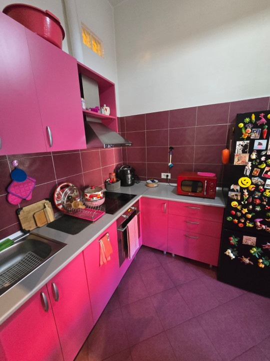 Bijuterie Art Nouveau în inima Oradiei – apartament ultracentral pe Str. Vasile 