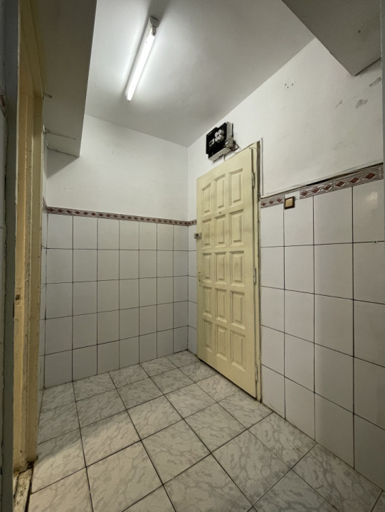 Garsonieră cu autorizație spațiu comercial la 150m de noua Academie de Muzică