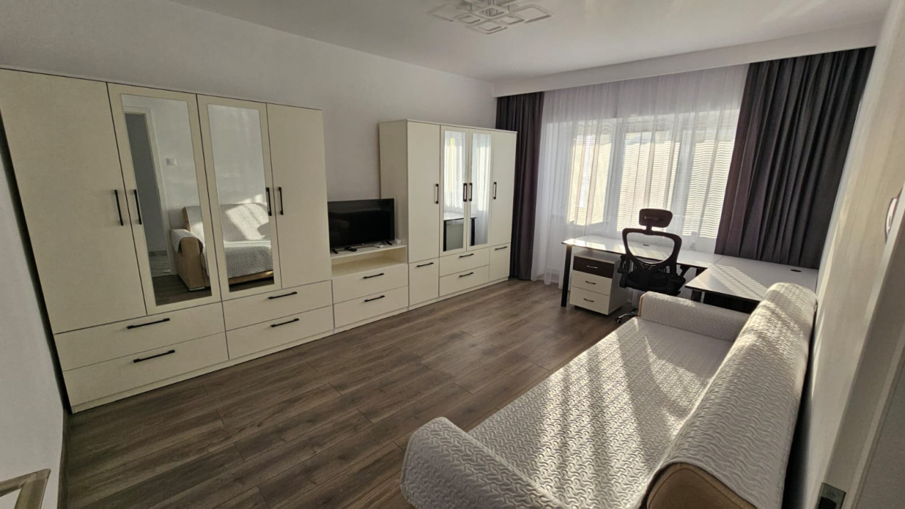 Apartament modern, renovat, 3 camere, zona spitalului de recuperare, Zorilor