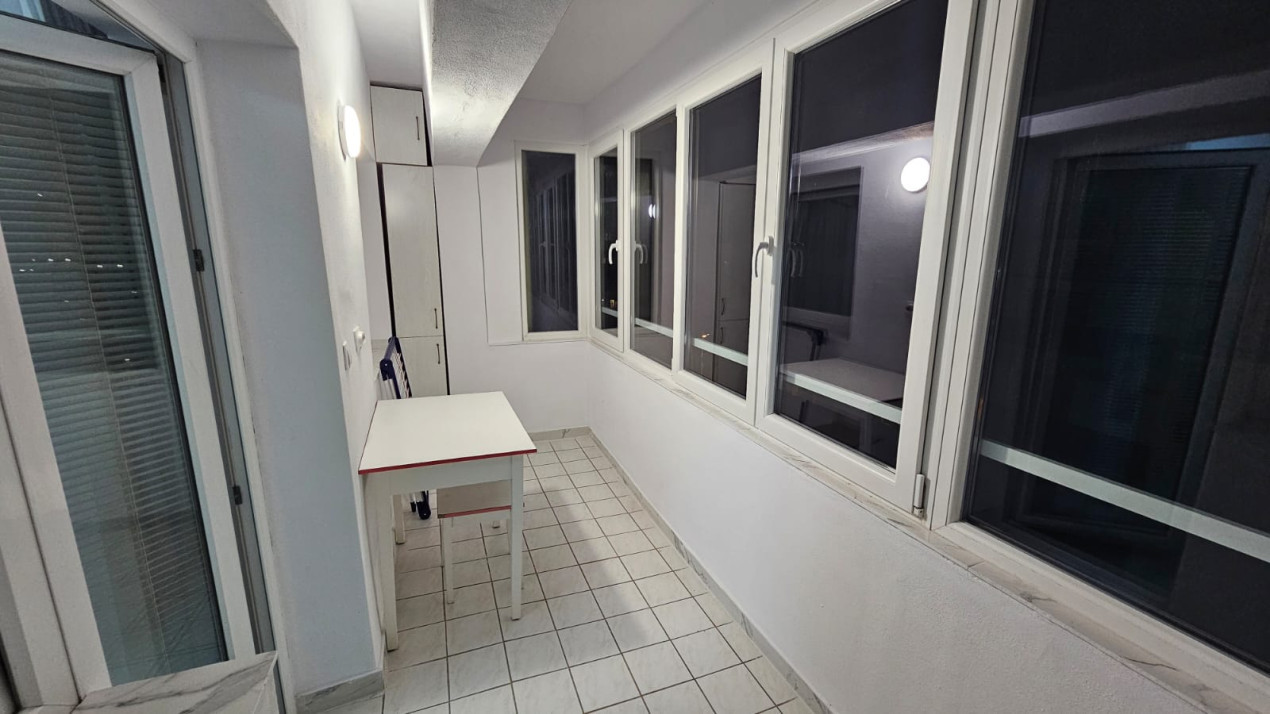 Apartament modern, renovat, 3 camere, zona spitalului de recuperare, Zorilor