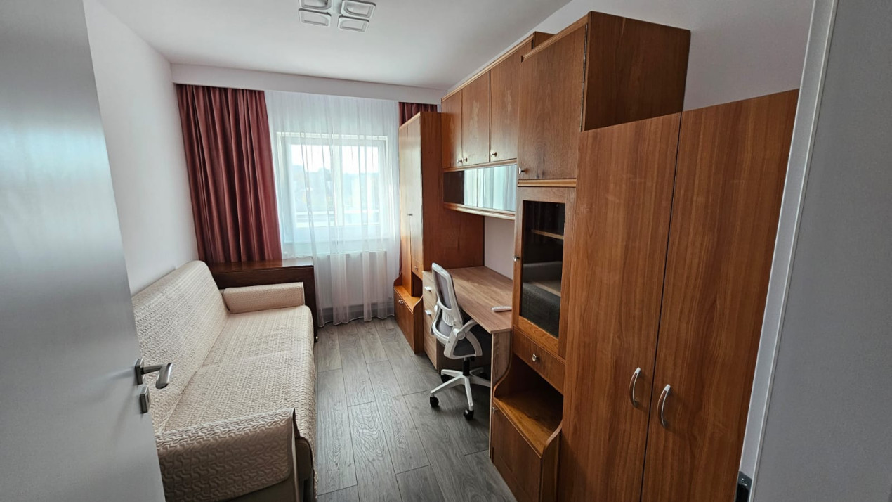 Apartament modern, renovat, 3 camere, zona spitalului de recuperare, Zorilor