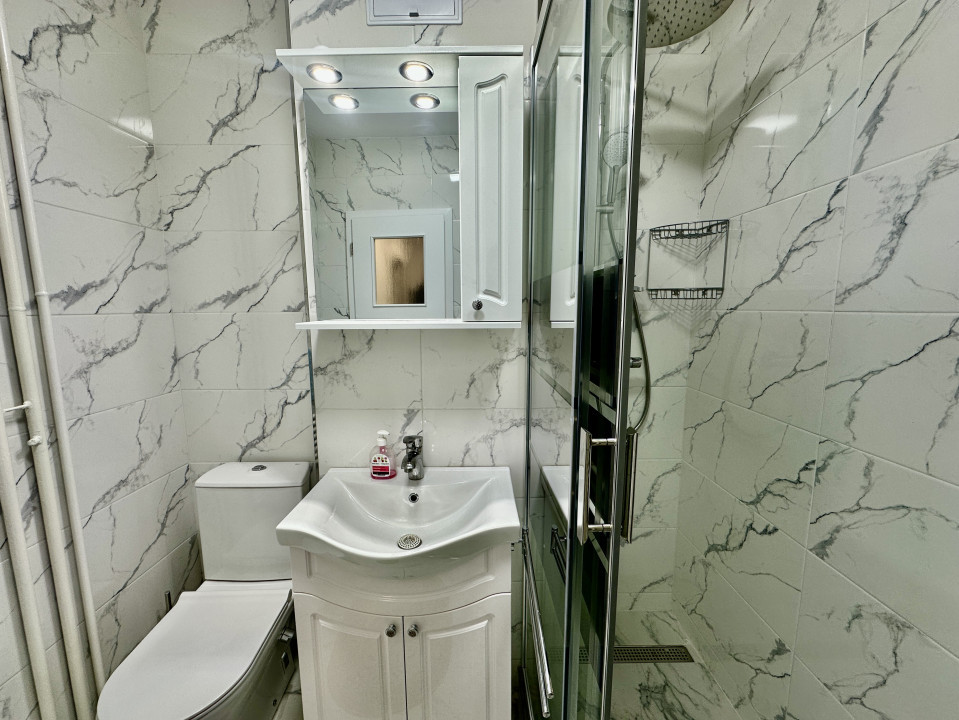 Apartament modern, renovat, 3 camere, zona spitalului de recuperare, Zorilor