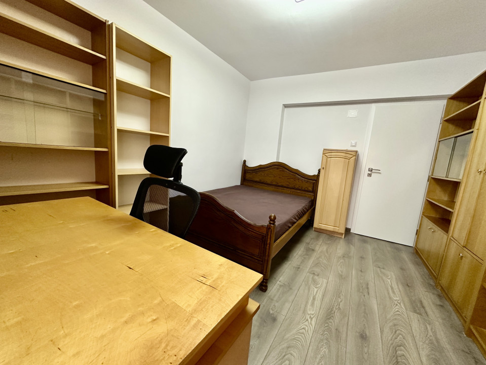 Apartament modern, renovat, 3 camere, zona spitalului de recuperare, Zorilor