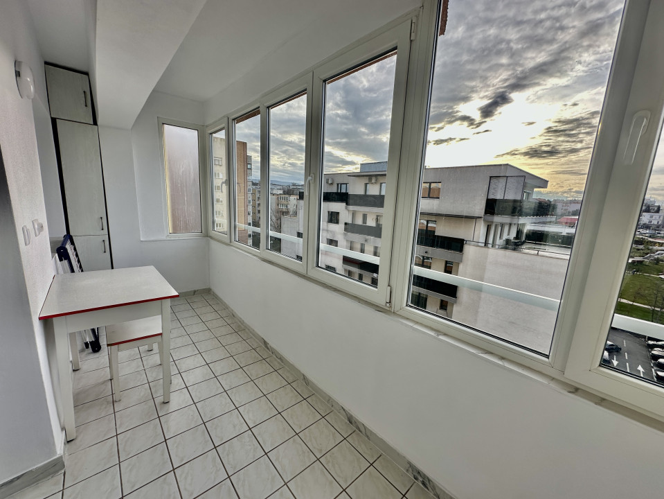 Apartament modern, renovat, 3 camere, zona spitalului de recuperare, Zorilor